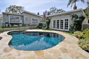 You are currently viewing Hollywood Riviera Pool House for Sale